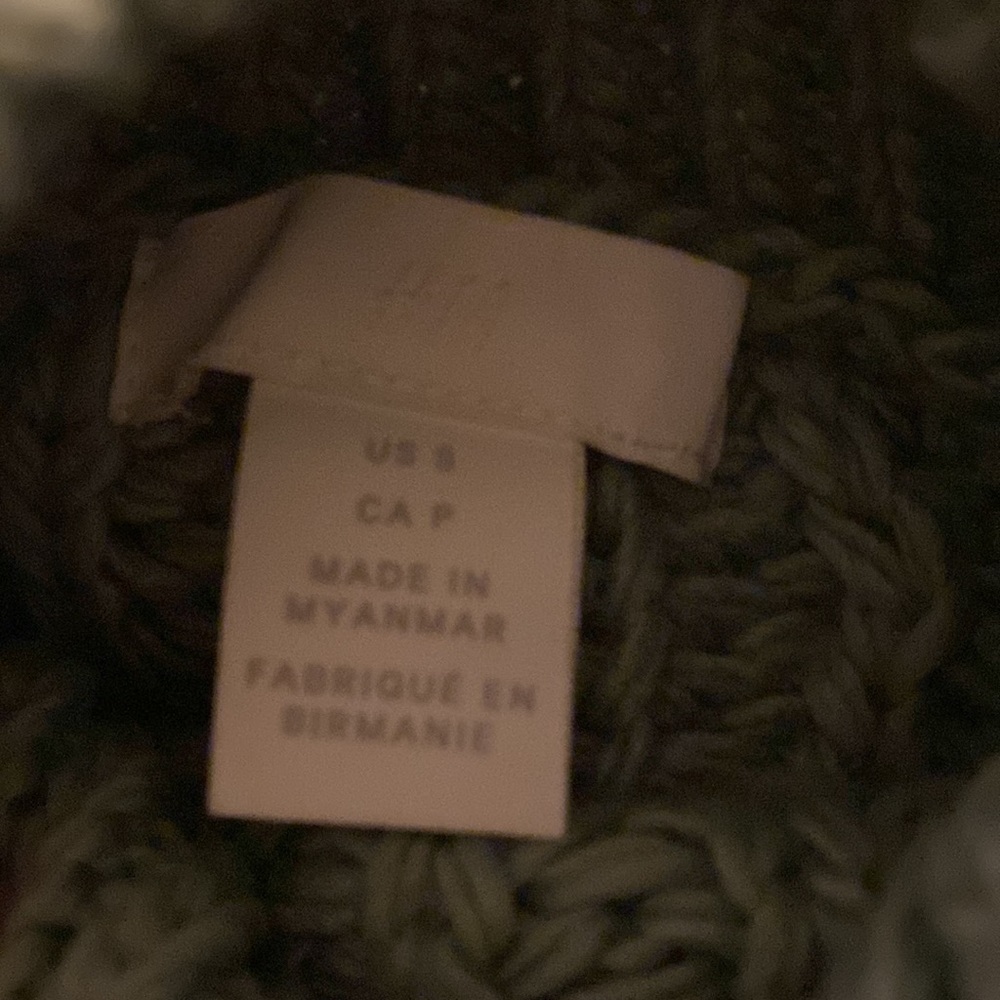 H&M turtleneck - Picture 2 of 2